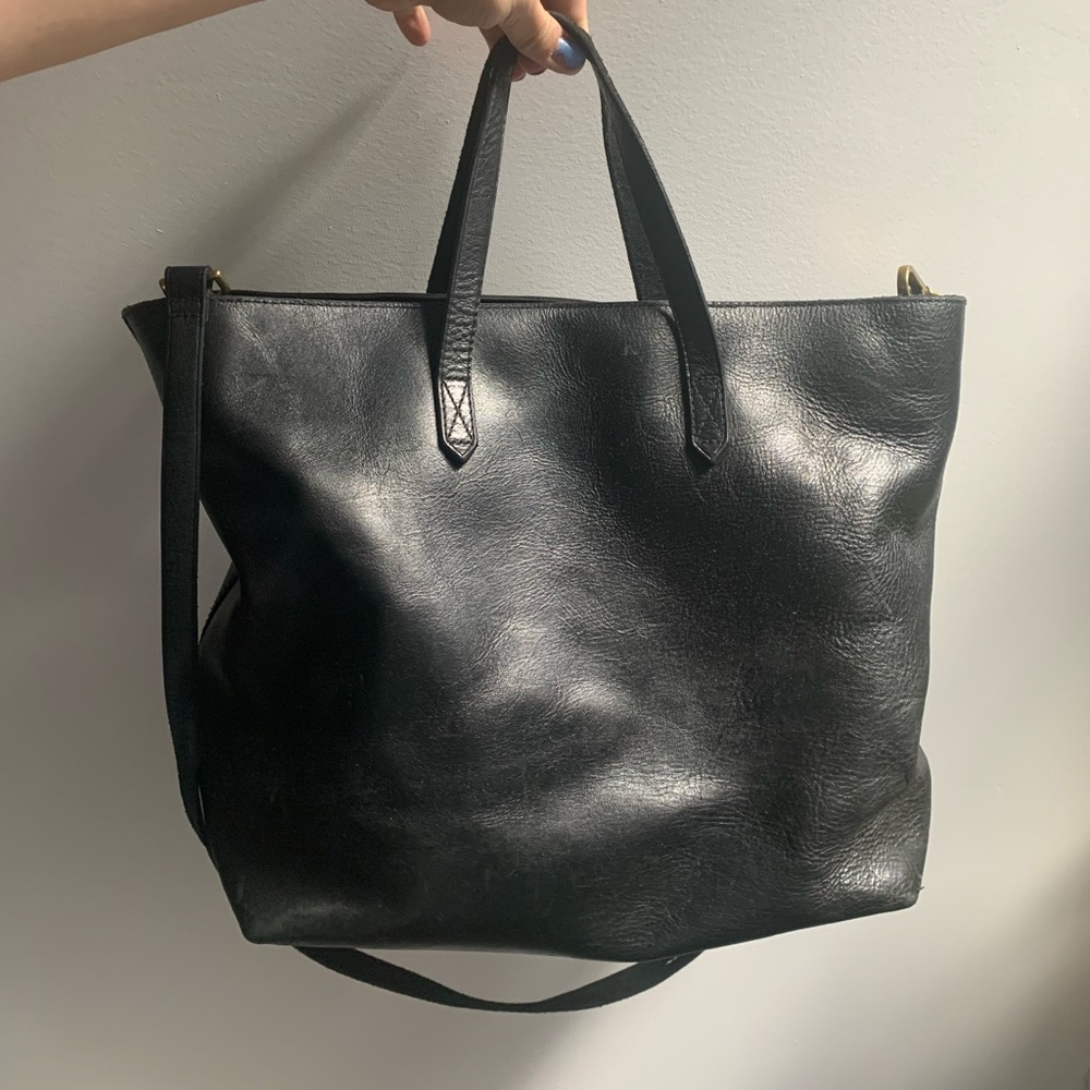 Madewell Leather Tote in Black